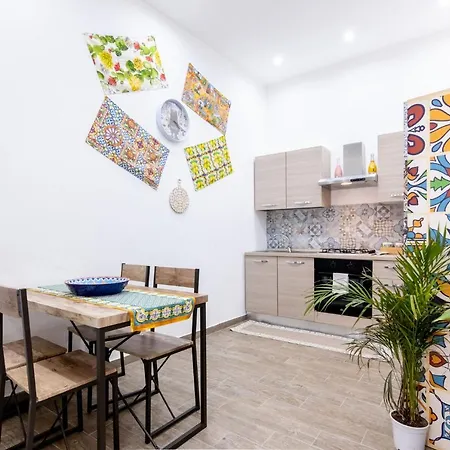 Al Vicoletto Little House Palermo